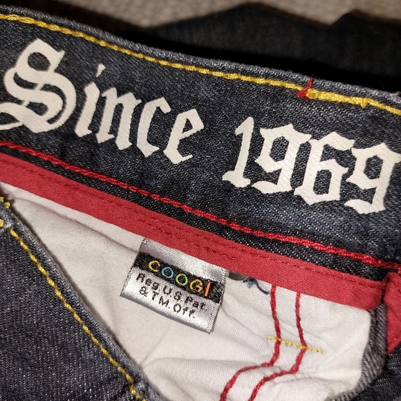 COOGI ARTSY EMBROIDERED MENS DARK WASH JEANS EUC!! - Picture 6 of 15